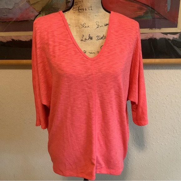 NWOT Laila Jayde Pink V-Neck 3/4 Long Sleeve Top - Picture 1 of 7